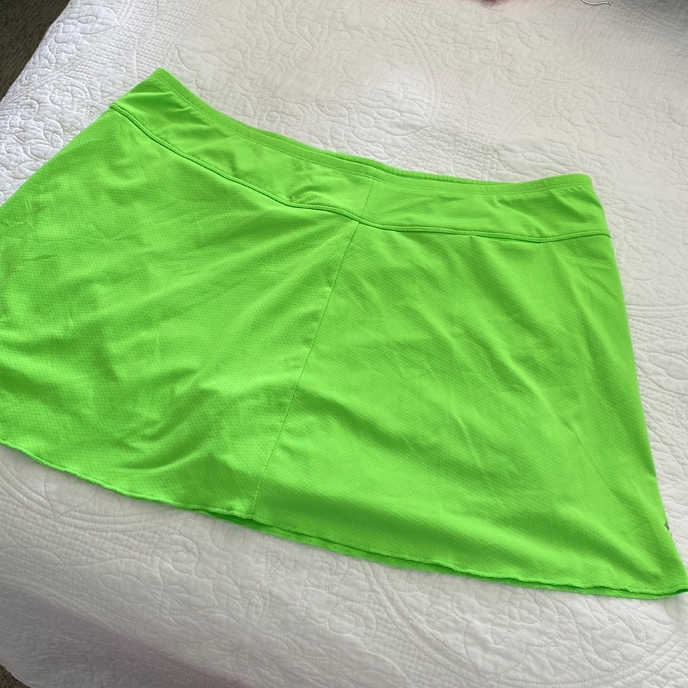 Jofit neon green golf / tennis skort